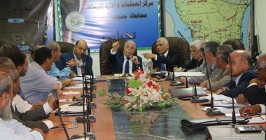 صور.. محافظ جنوب سيناء يترأس الاجتماع الدورى لمتابعة المشروعات وتذليل العقبات