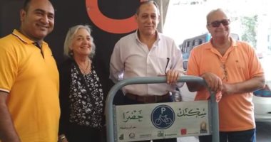 صور.. إنشاء جراجات للدراجات بالزمالك وصيانة تمثال أحمد ماهر بغرب القاهرة