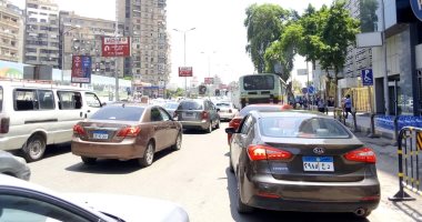 النشرة المرورية.. انتظام فى حركة السيارات بمحاور وميادين القاهرة والجيزة