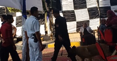 الحماية المدنية تمشط ساحة مسجد أبو العباس المرسى بالكلاب البوليسية