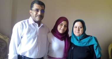 العاشرة مكرر بالثانوية العامة: أحلم بدخول سياسة واقتصاد.. ووالدى مثلى الأعلى