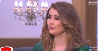 فيديو.. عائشة بن أحمد: أربى 12 قط وكلب وسلحفاة