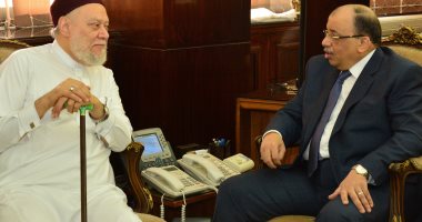 وزير التنميه المحليه يبحث مع الدكتور على جمعه مشروعات مصر الخير 