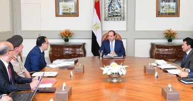 السيسى يستعرض تطورات مشروع إقامة مناطق خدمية متكاملة بأنحاء الجمهورية
