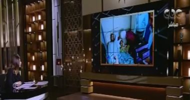 فيديو.. "هنا العاصمة" يعرض مصابان على سرير واحد ويقدمها هدية لوزيرة الصحة
