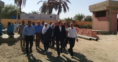 ‏صور.. محافظ قنا :وصول معدات محطة مياه شرب فائقة الترشيح بحجازة قبلى