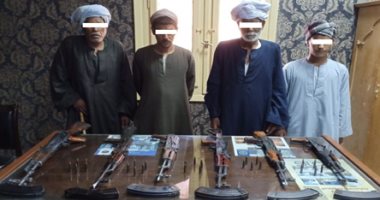 صور.. مدير الأمن العام يقود حملة تنفيذ أحكام بقنا وضبط 6360 حكم قضائى