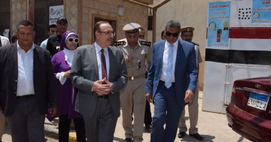 محافظ بنى سويف: خطة لتطوير الخدمات الجماهيرية والبداية بالمرور (فيديو وصور)