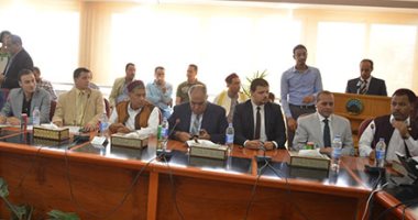 وزير الشباب: إقامة مركز رياضى شامل بكل المحافظات واستاد دولى بـ"العلمين"