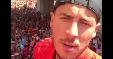 فيديو.. هازارد يحتفل مع جماهير بلجيكا ببرونزية كأس العالم