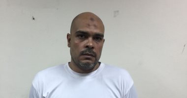 "خاتم رجالى" يفضح عاملا ارتدى النقاب لاستجداء المواطنين بالجمالية