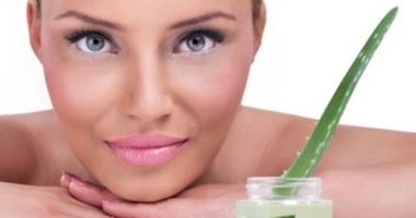 متناميش بيه.. اعرفى ازاى تستخدمى الصبار لإزالة المكياج