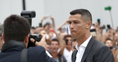 كريستيانو رونالدو يصل مقر تدريبات يوفنتوس للمرة الأولى.. فيديو