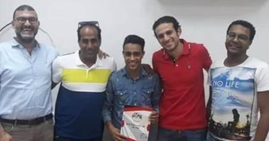 شاهد.. حاوى أسوان يظهر فى الأهلى بعد التوقيع الرسمى