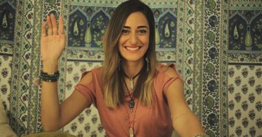 أمينة خليل تصور يوم واحد من "لص بغداد" مع محمد إمام