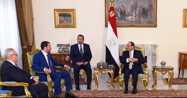 السيسي يؤكد توفر الإرادة والرغبة القوية للتوصل إلى نتائج نهائية فى تحقيقات قضية "ريجينى".. الرئيس لوزير داخلية إيطاليا: نحرص على تحقيق شراكة استراتيجية مع روما.. وتوافق حول تجاه مسارات الحل للأزمة الليبية