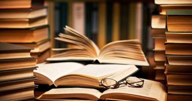 ارتفاع أرباح دور النشر البريطانية بنسبة 5% وانخفاض عائدات كتب المدارس