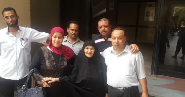النيابة الكلية تستمع لأقوال الحاجة سعدية صاحبة العمرة المزيفة بعد عودتها