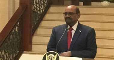 البشير يلتقى وفدا وزاريا سعوديا لدعم السودان فى مواجهة الأزمة الاقتصادية