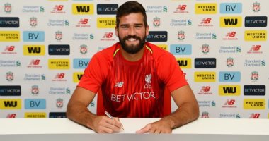 ليفربول يعلن ضم البرازيلى أليسون أغلى حارس مرمى فى التاريخ
