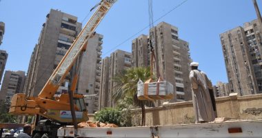 صور.. نقل تابوت الإسكندرية الأثرى إلى مقابر مصطفى كامل
