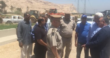 مدير أمن سوهاج يترأس حملة لإزالة التعديات على 93 فدانا بالجبل الغربى