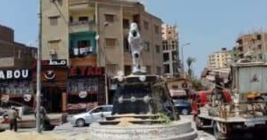 صور.. قبل حفل افتتاحه بميدان فى الشرقية.. تمثال الشهيد أحمد منسى لا يشبهه