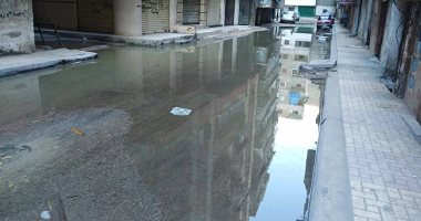 مياه الصرف الصحى تقتحم المنازل بشارع مسجد الطيار بالإسكندرية