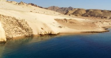 انسى الروتين وعيش المغامرة.. 8 أماكن مبهرة لـ"محبى الإثارة" يمكن أن تعيد مصر لمكانتها السياحية.. رحلات السفارى فى الصحراء البيضاء والسوداء.. تسلق جبال سيناء لمراقبة الغروب.. وسحر الغوص فى أعماق البحر الأحمر