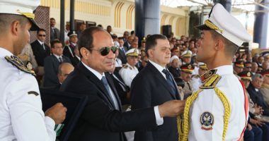 نص كلمه وزير الداخلية فى حفل تخريج طلبة كلية الشرطة - صور