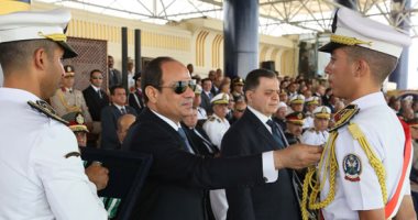 بدء مراسم تخرج طلاب كلية الشرطة بحضور السيسى.. وعلم فلسطين يرفرف فى الأفق - صور