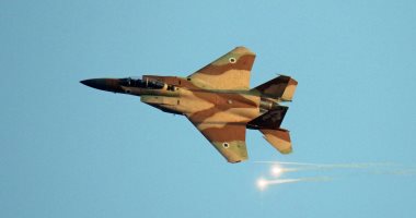 طائرة استطلاع إسرائيلية تستهدف فلسطينيين بصاروخ شرق جباليا دون إصابات
