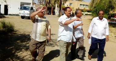 الزراعة تطمئن على محاصيل الفاكهة فى الوادى الجديد