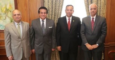 توقيع اتفاقية تعـاون بين جامعة الإسكندرية والجامعة المصرية للتعلم الالكترونى