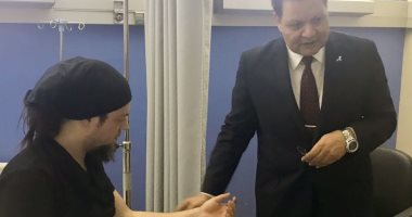 الساحر التركى يغادر مستشفى قصر العينى الفرنساوى بعد شفائه.. ويشكر أطباء مصر
