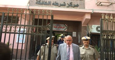 مدير أمن القليوبية يتفقد مركز شرطة الخانكة