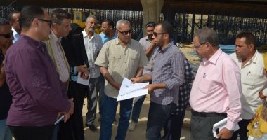 صور.. محافظ السويس يتفقد أعمال الرصف لطريقى النفق والكبارى الجديدة