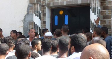 صور.. تشييع جثمان مصطفى عامر شهيد الواجب بسيناء فى مسقط رأسه بقنا