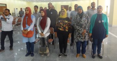 صور.. رئيس مدينة الأقصر يطلق فعاليات "منتدى سفراء المدينة" لتواصل الشباب 