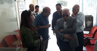 محافظ بورسعيد يتفقد المركز الإقليمى لبنك الدم للتأكد من مستوى الخدمة