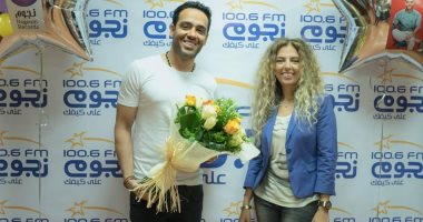 شاهد.. كيف احتفل رامى جمال بعبد ميلاده فى "أجمد 7"