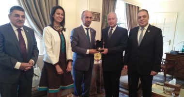 وفد من البرلمان الدولى للتسامح والسلام يلتقى الأمين العام للجامعة العربية