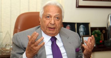 أحمد عكاشة:  "الدين ليس لحية أو مسبحة أو حزب أو جماعة " 