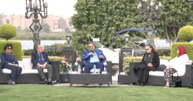 حسن راتب يستضيف سكينة فؤاد ومحمد فاضل وفردوس عبد الحميد بصالون المحور الثقافي