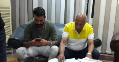 شاهد.. سموحة يضم عمرو خالد حارس الأهلى