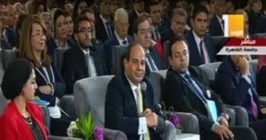 فيديو.. السيسى: "أقسم بالله ولا جنيه أخذته الحكومة من المشروعات المقامة حاليا"