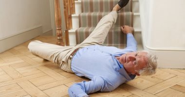 السقوط المتكرر رابع سبب فى وفيات كبار السن.. اعرف ليه؟