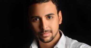 تعرف على آخر ظهور فنى للفنان الراحل مصطفى العلي 