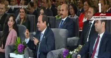 فيديو ..السيسي يمنح الفرصة لأحد المتحدثين لإكمال شرحه: "إحنا جايين عشان نسمعكم"