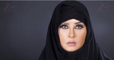 تخيل مطربتك بالحجاب.. أنغام خليجية ولطيفة صعيدية وسميرة سعيد شعبية - صور